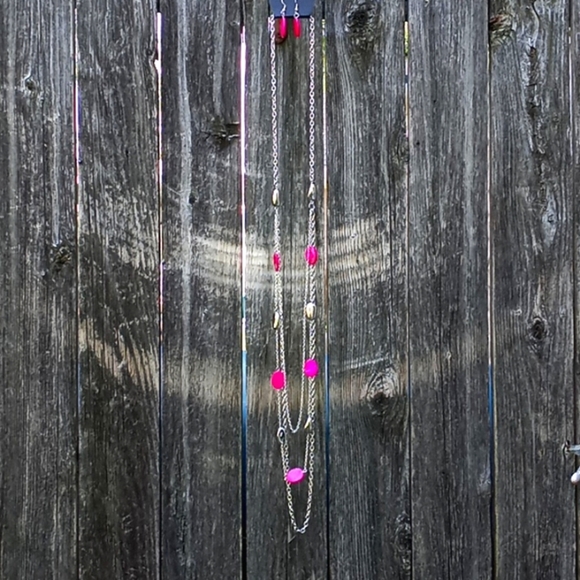Barefoot and Beach bound Pink Neclace with free earrings - Picture 1 of 1